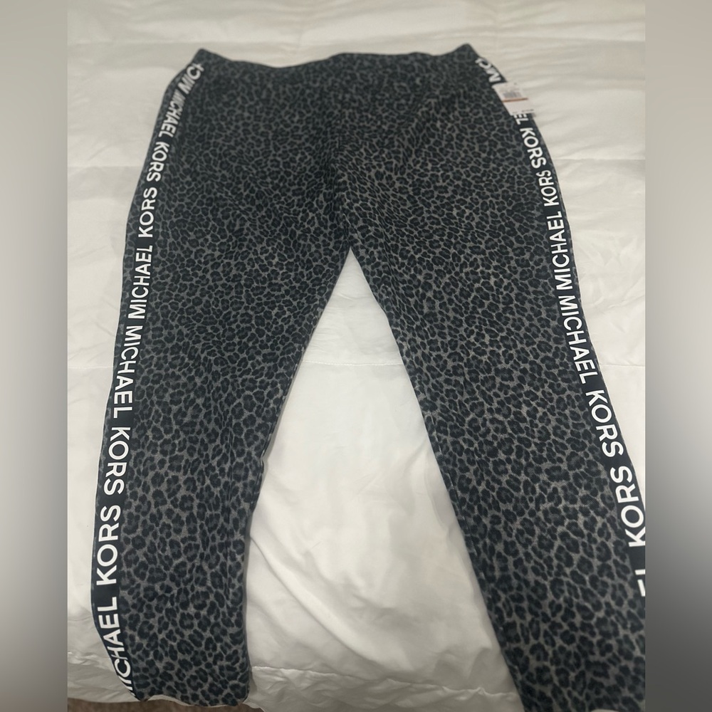 NWT Michael Kors Women's Plus Cheetah Print Leggings Gray Size 3X